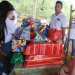 Alcogal begins the new year by bringing joy to children of El Salado beach in Aguadulce